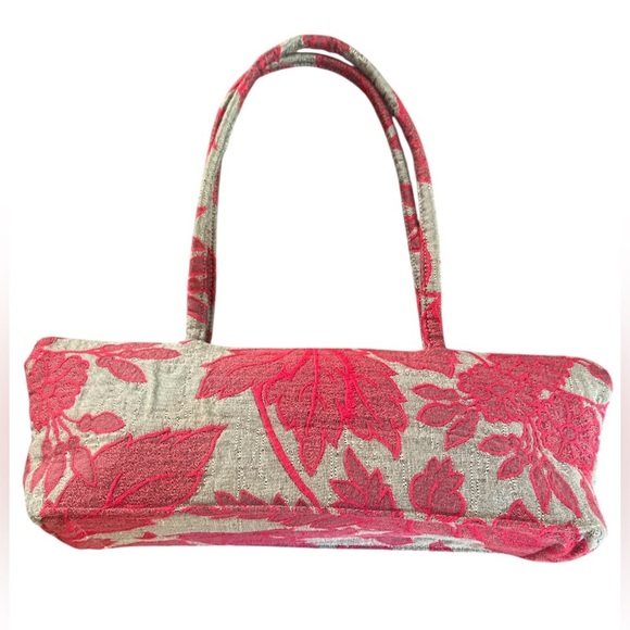 Elegant Red Floral Women's Bag - Picture 1 of 12